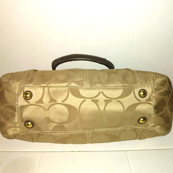 Must See☆Rare☆COACH "Garnet" Large Signature Pleated Sateen Satchel☆2009 - Picture 4 of 16